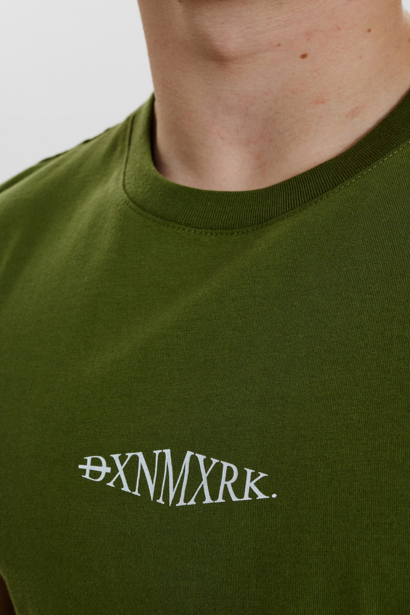 DXNMXRK. DX-Arne T-shirt Chieve