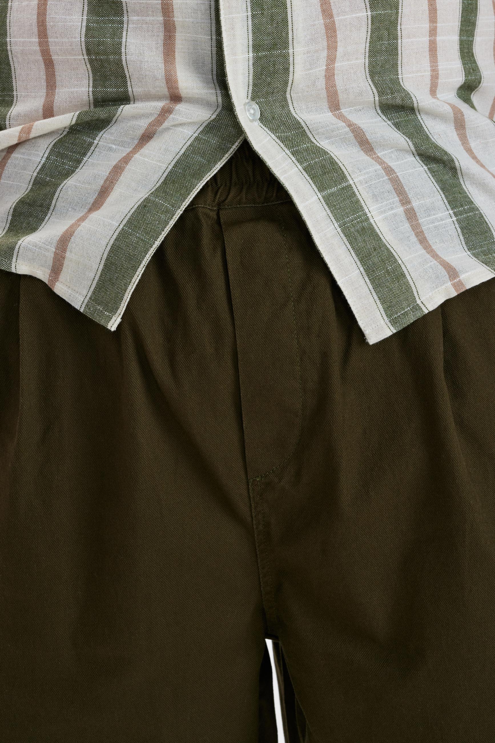 DXNMXRK. DX-Elmo Outlet Army green