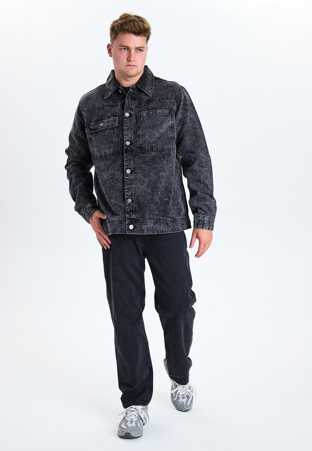 DXNMXRK. DXfinn Overshirt Black